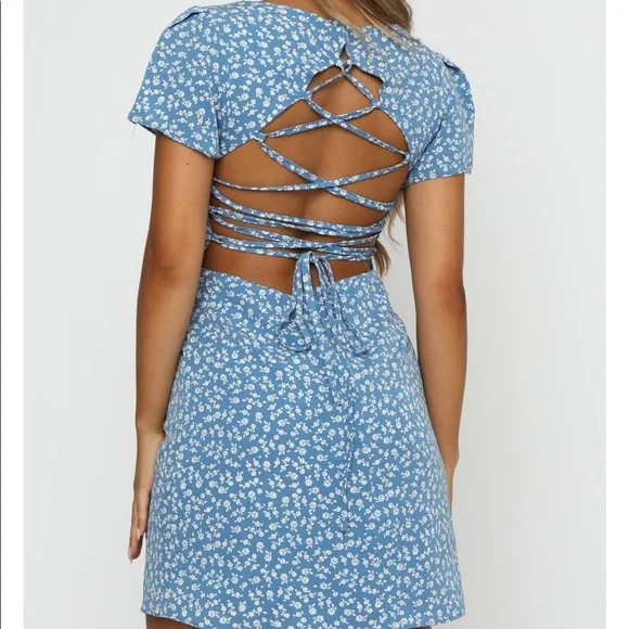 Water lily lace up open back mini dress - Picture 2 of 4